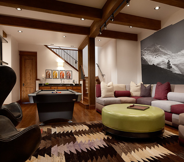 Charming Ski Home rustik-vardagsrum