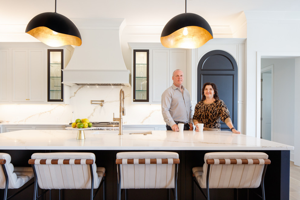Inspiration for a transitional kitchen remodel in Cincinnati