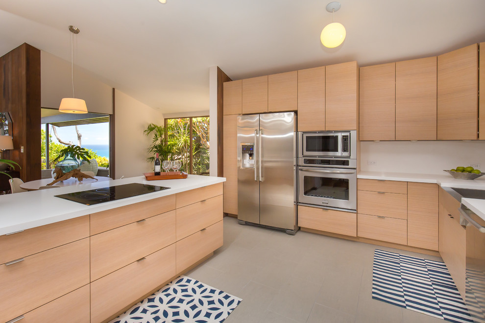 Photo of a beach style kitchen in Hawaii.