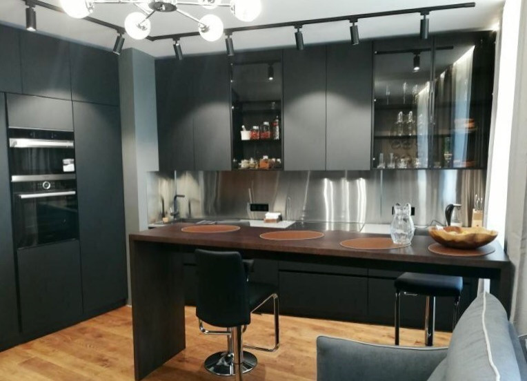 Кухня в современном стиле