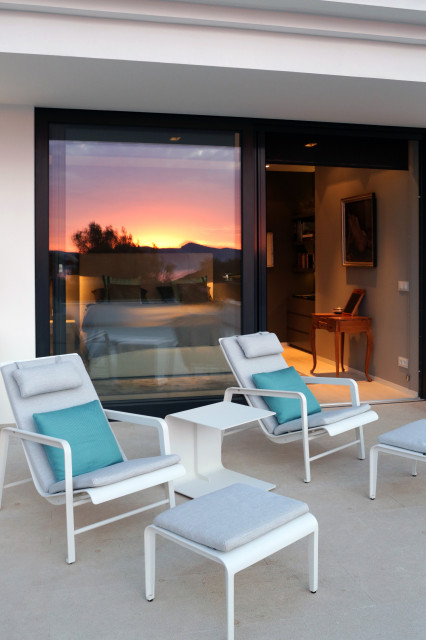 NA MORISCA coastal-courtyard