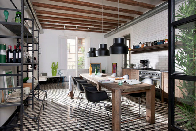 Kitchen of the Week: Industrial and Monochromatic Style in 