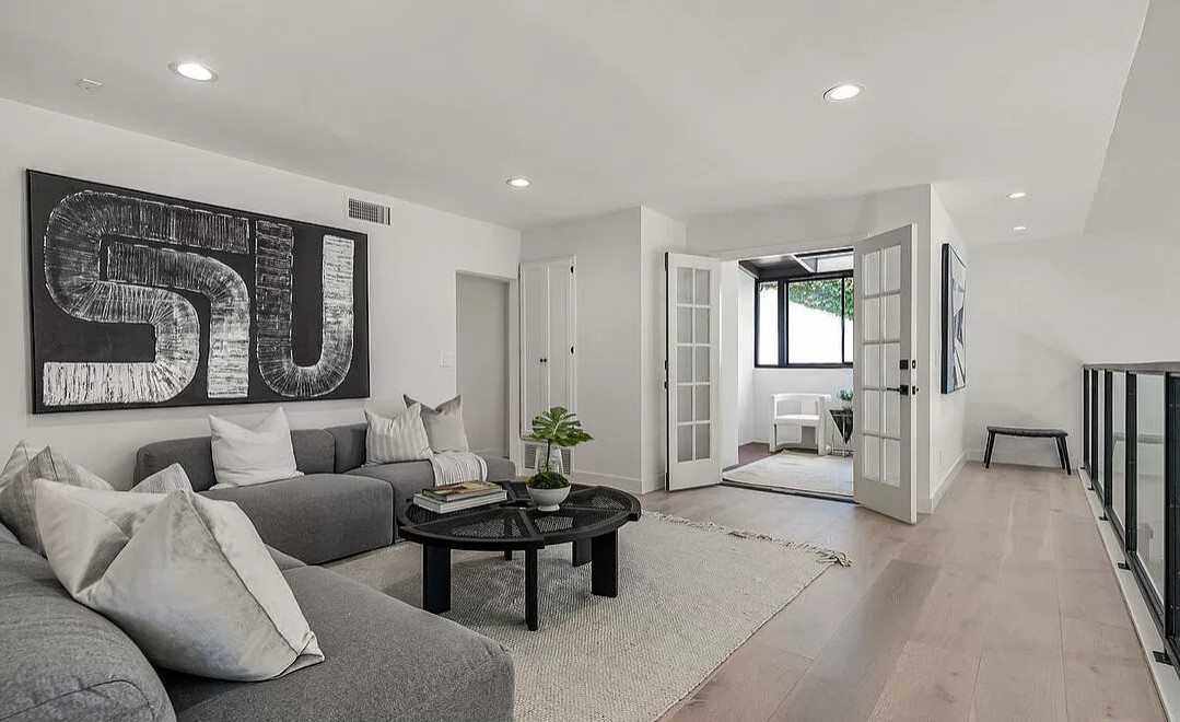 Second Floor Family Room