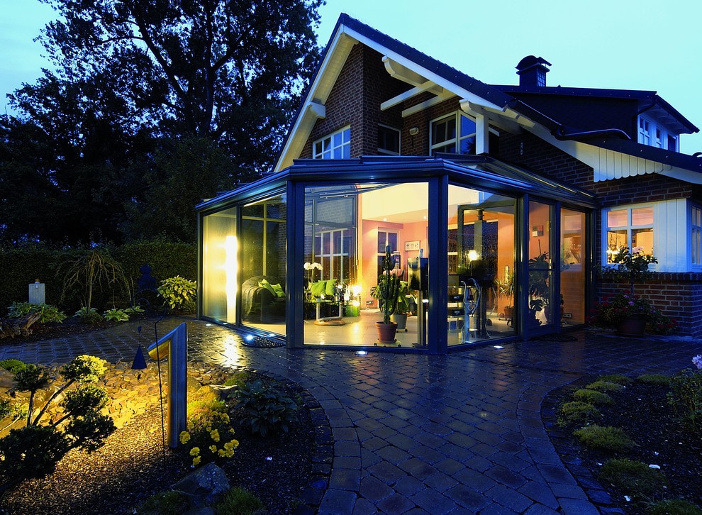 Конструкции из стекла