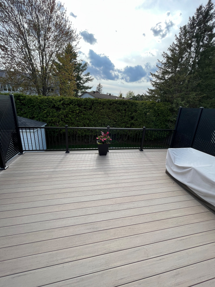 Azek- French White Oak & American Walnut
