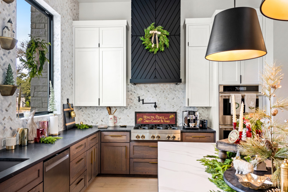 Example of a transitional kitchen design in Austin