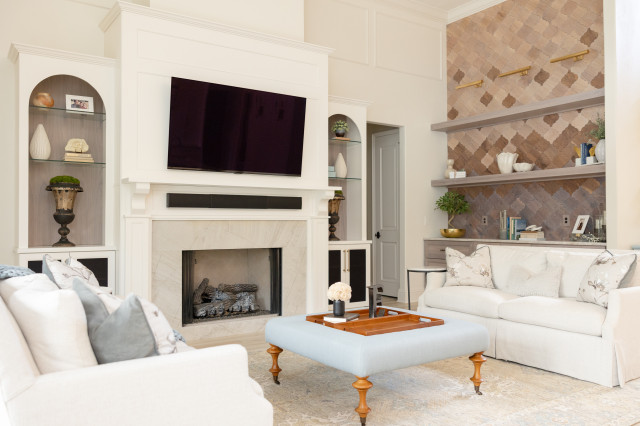 Elegant Transitional nyklassisk-vardagsrum