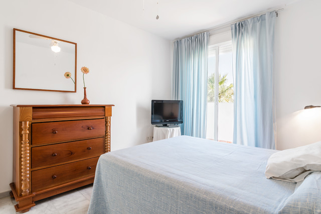 Adosado frente al oc&eacute;ano en Conil coastal-bedroom