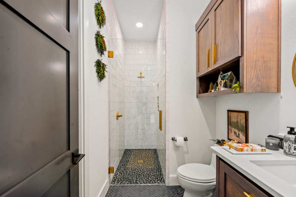 Transitional bathroom photo in Austin