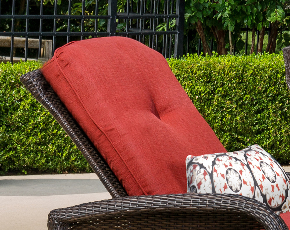 Home design - transitional backyard home design idea