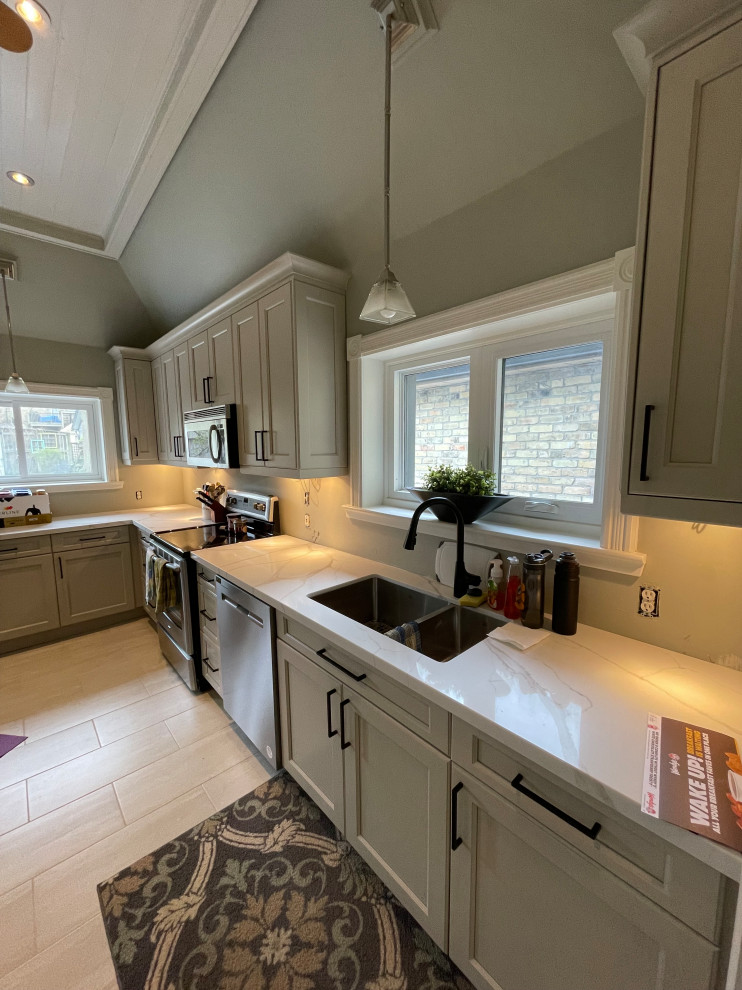 Pall Mall - Traditional Kitchen Remodel - London, ON