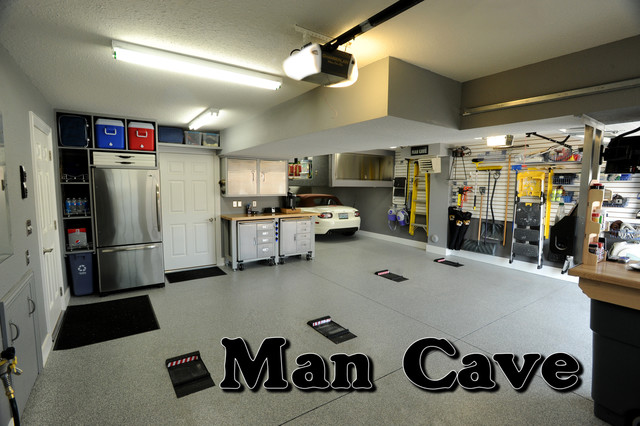 Man Cave Columbia MO modern-car-porch