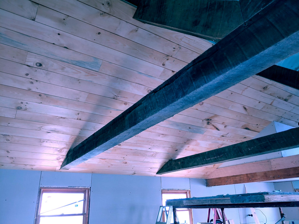 Wood Ceiling and Beams