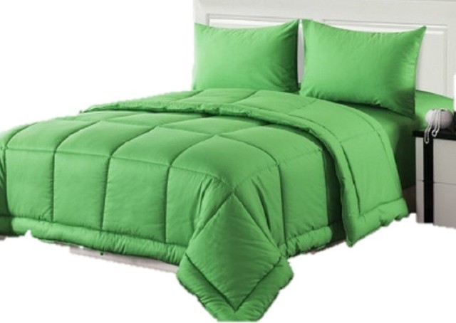 4 Piece 100 Cotton Solid Green Quilted Comforter Set