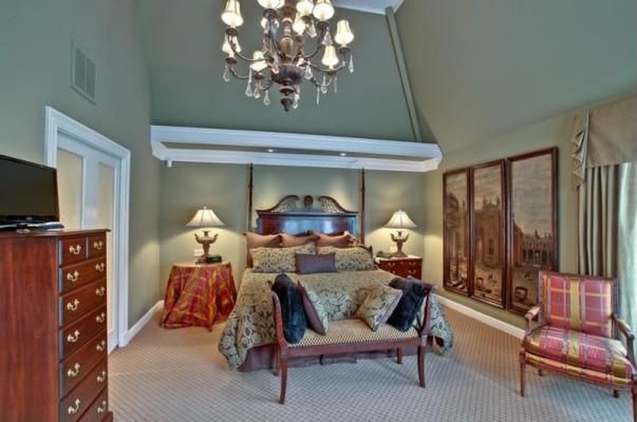 Regal Master Suite