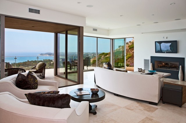 Bridge House Malibu trendy-dagligstue