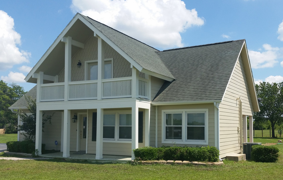 HardiePlank Lap Siding with Hardie Half Rounds SCALLOP HardiePlank Lap Siding with Hardie Half Rounds SCALLOP