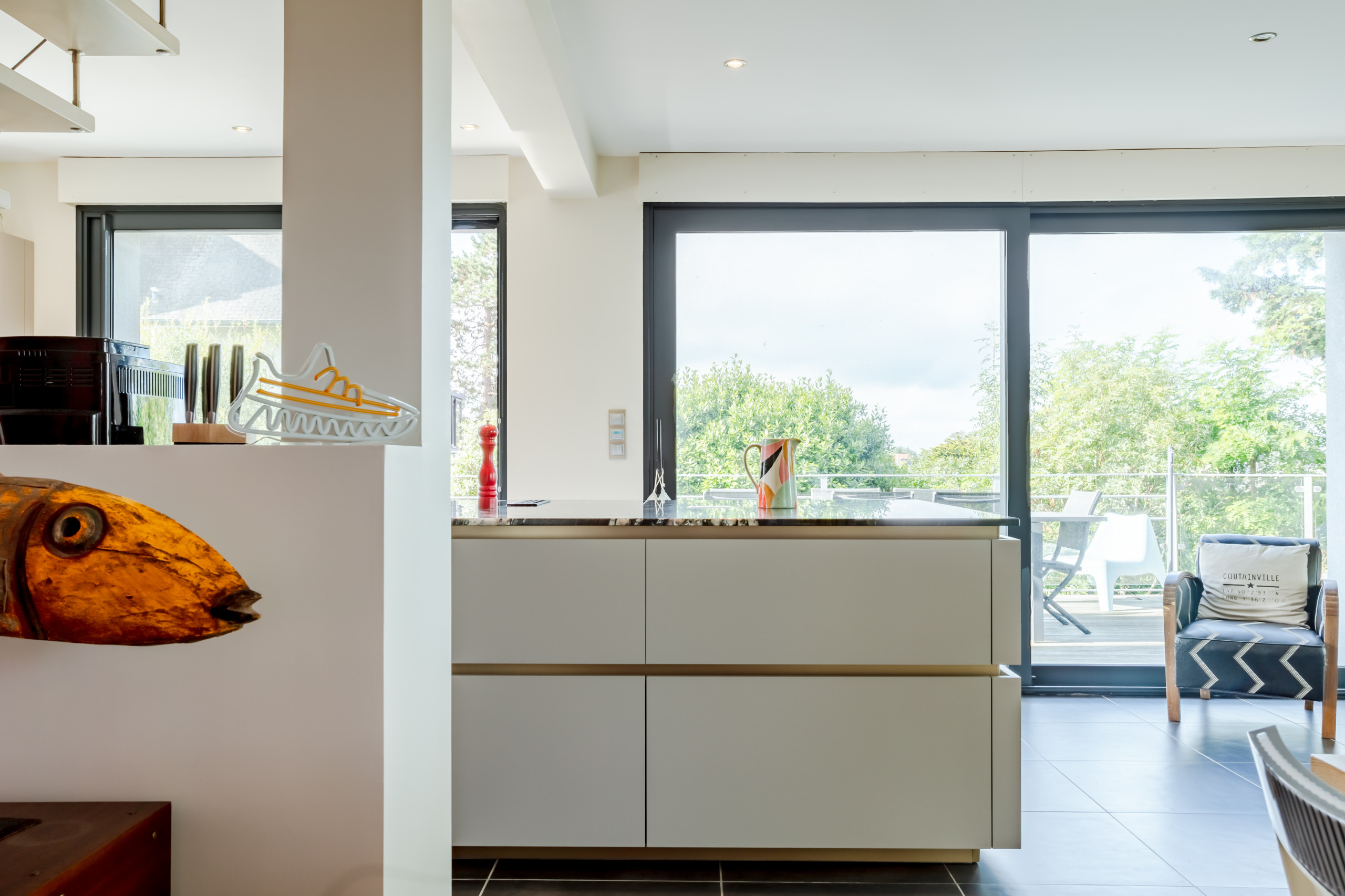 Aménagement de cuisine avec îlot central : optimisation d’un espace ouvert