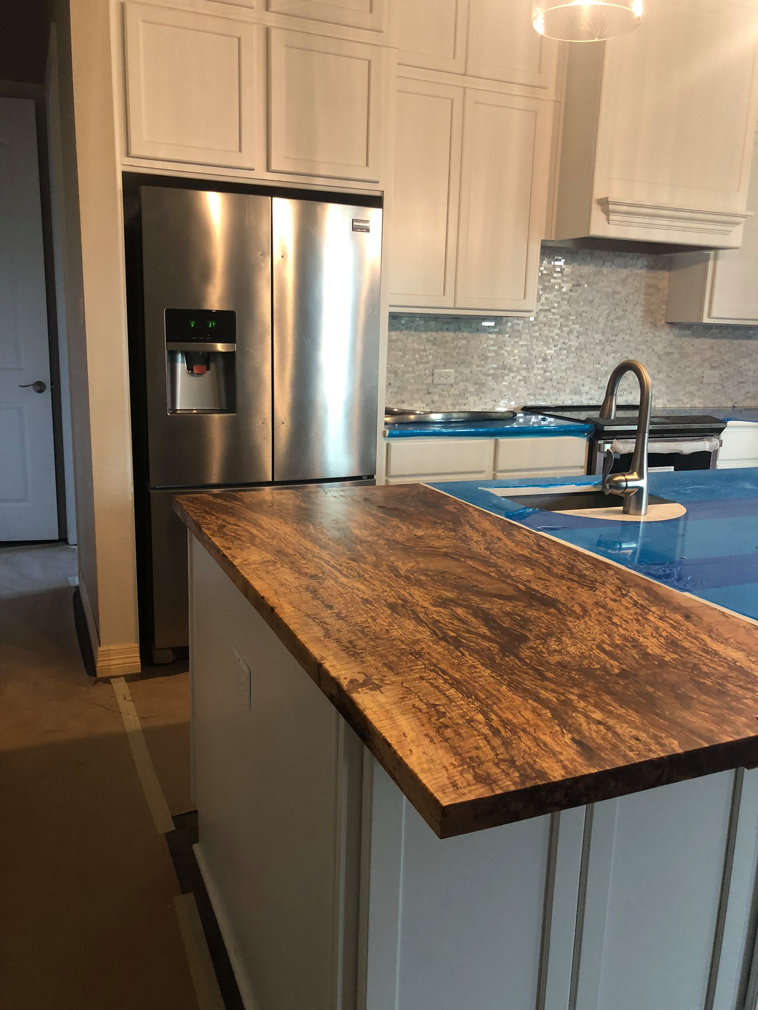 Live Edge & Book Matched Slabs