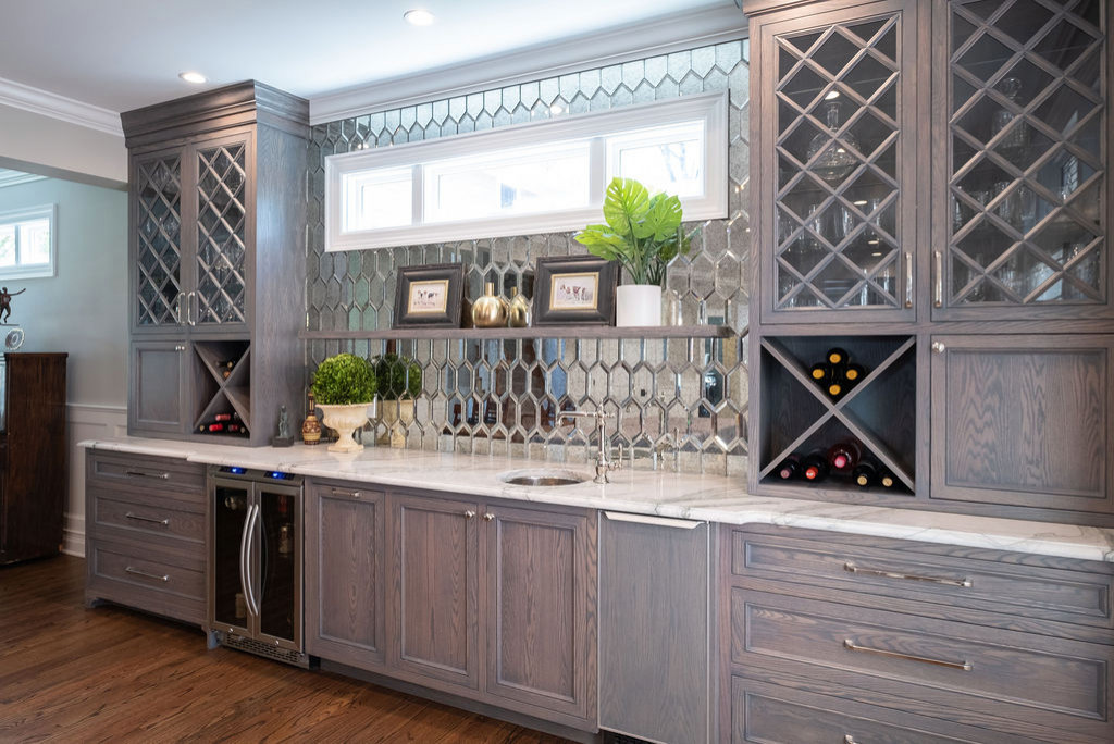 Modern Farmhouse Kitchen and Home Bar