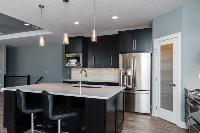 Kitchen - transitional kitchen idea
