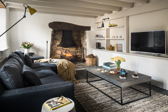 South Hams Holiday Home transitional-living-room