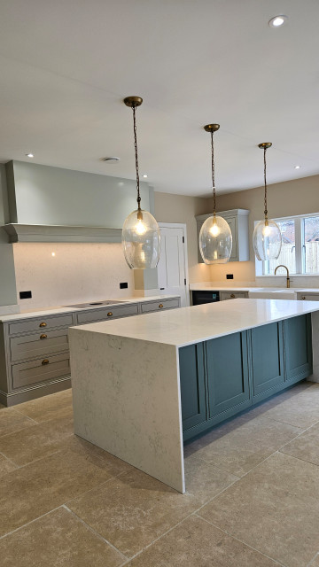 THE LIMES traditional-kitchen