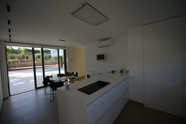OLIMAR modern-kitchen