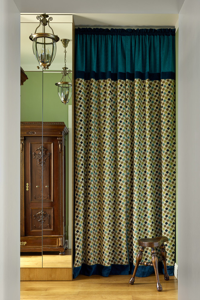 Москва, Средний Кисловский