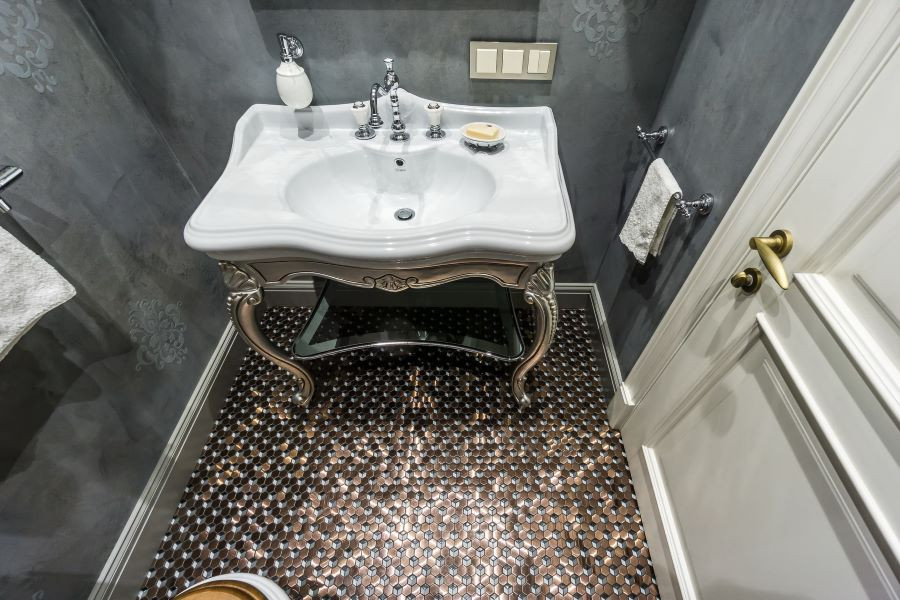 Окрашенные двери