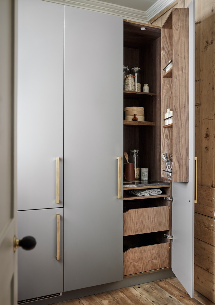 Inspiration for a rustic kitchen in London.