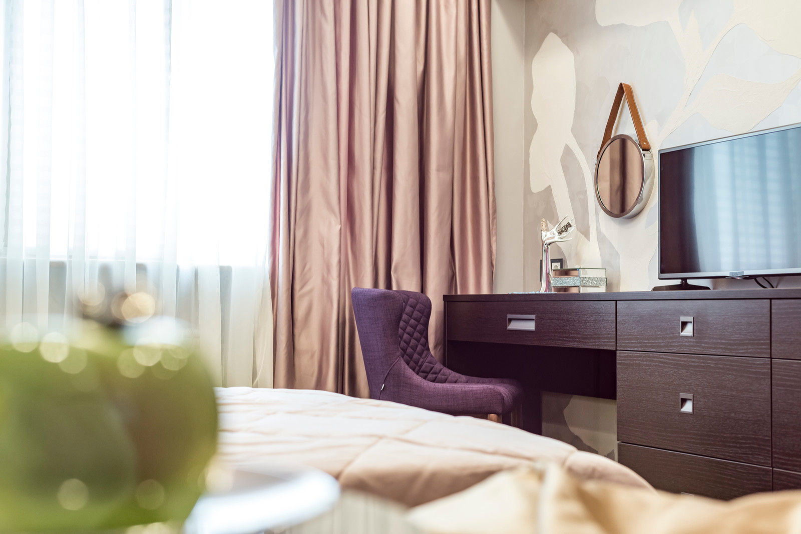 Школа ремонта на ТНТ" Цветы для кадетки"