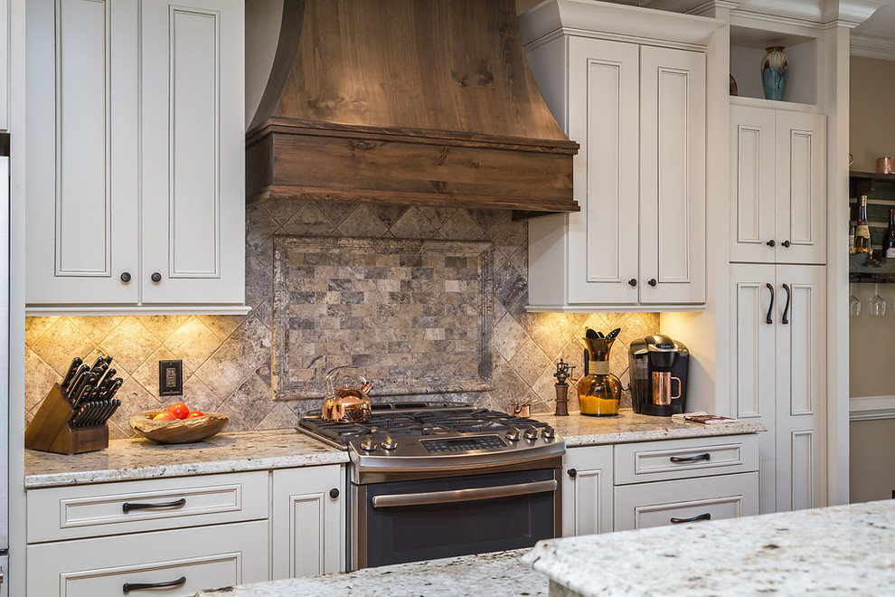Mountain style kitchen photo in Raleigh