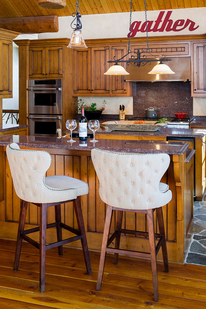 Kitchen - transitional kitchen idea