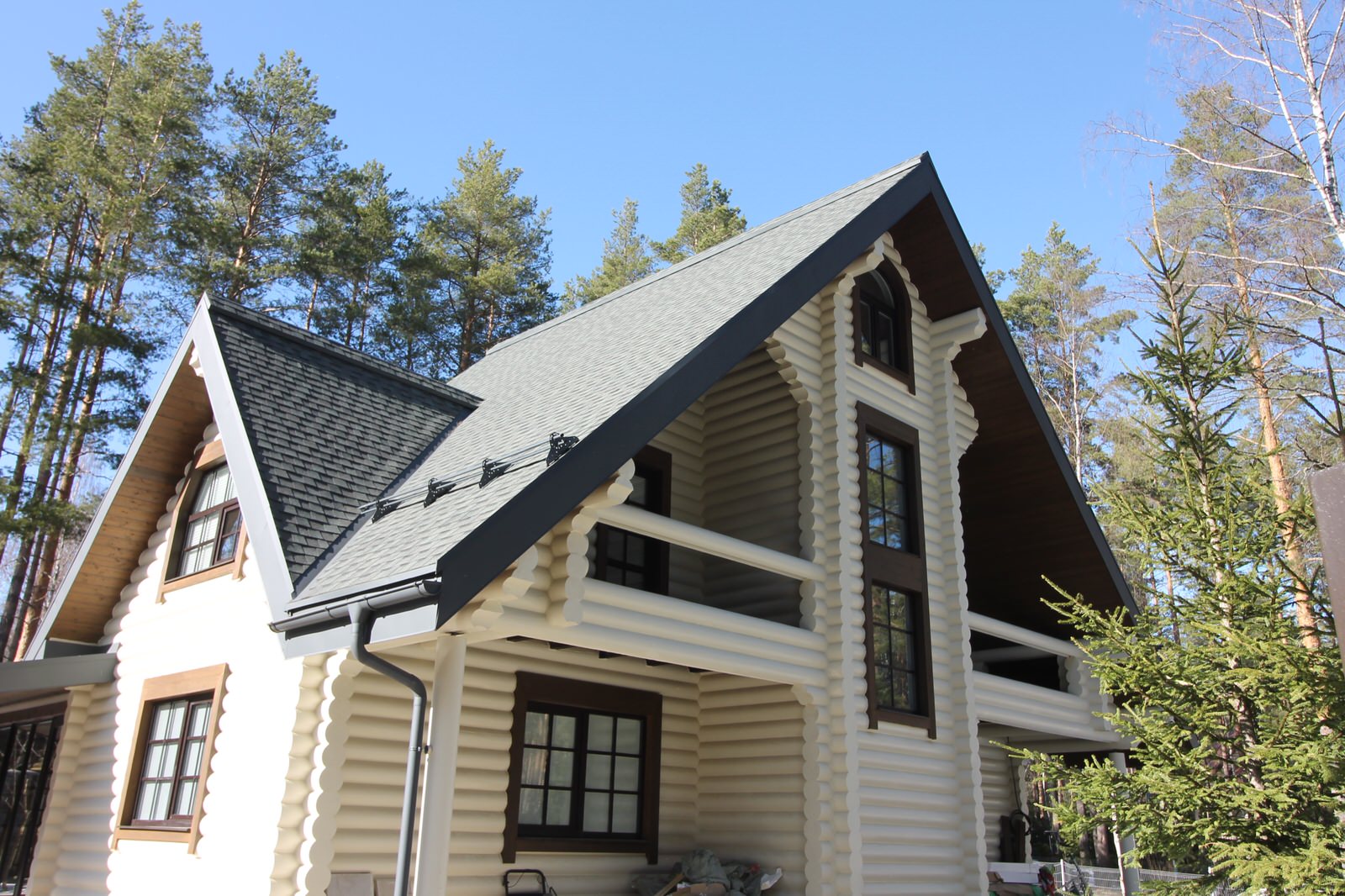 Срубовой коттедж в Рощино