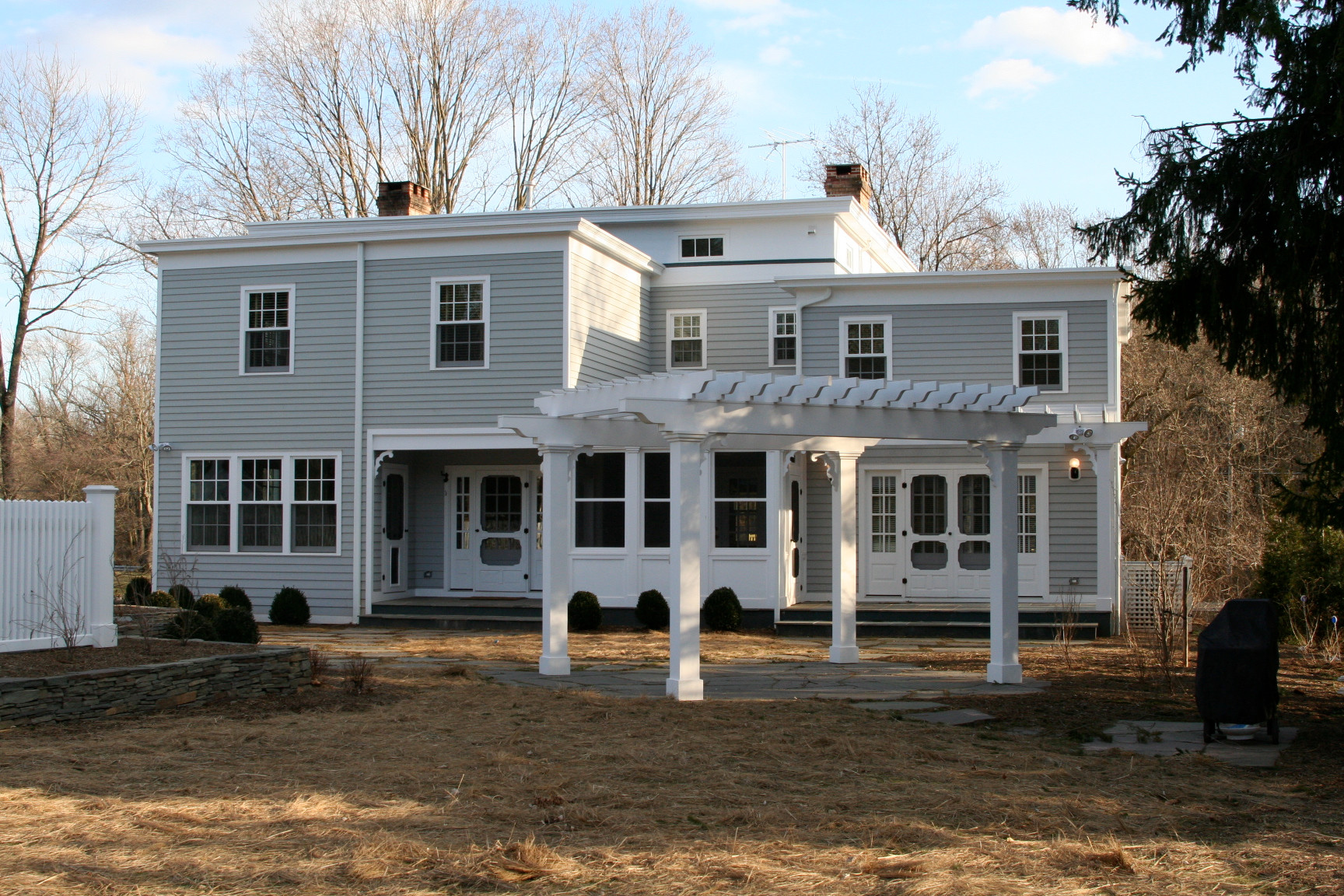 1800's FARMHOUSE