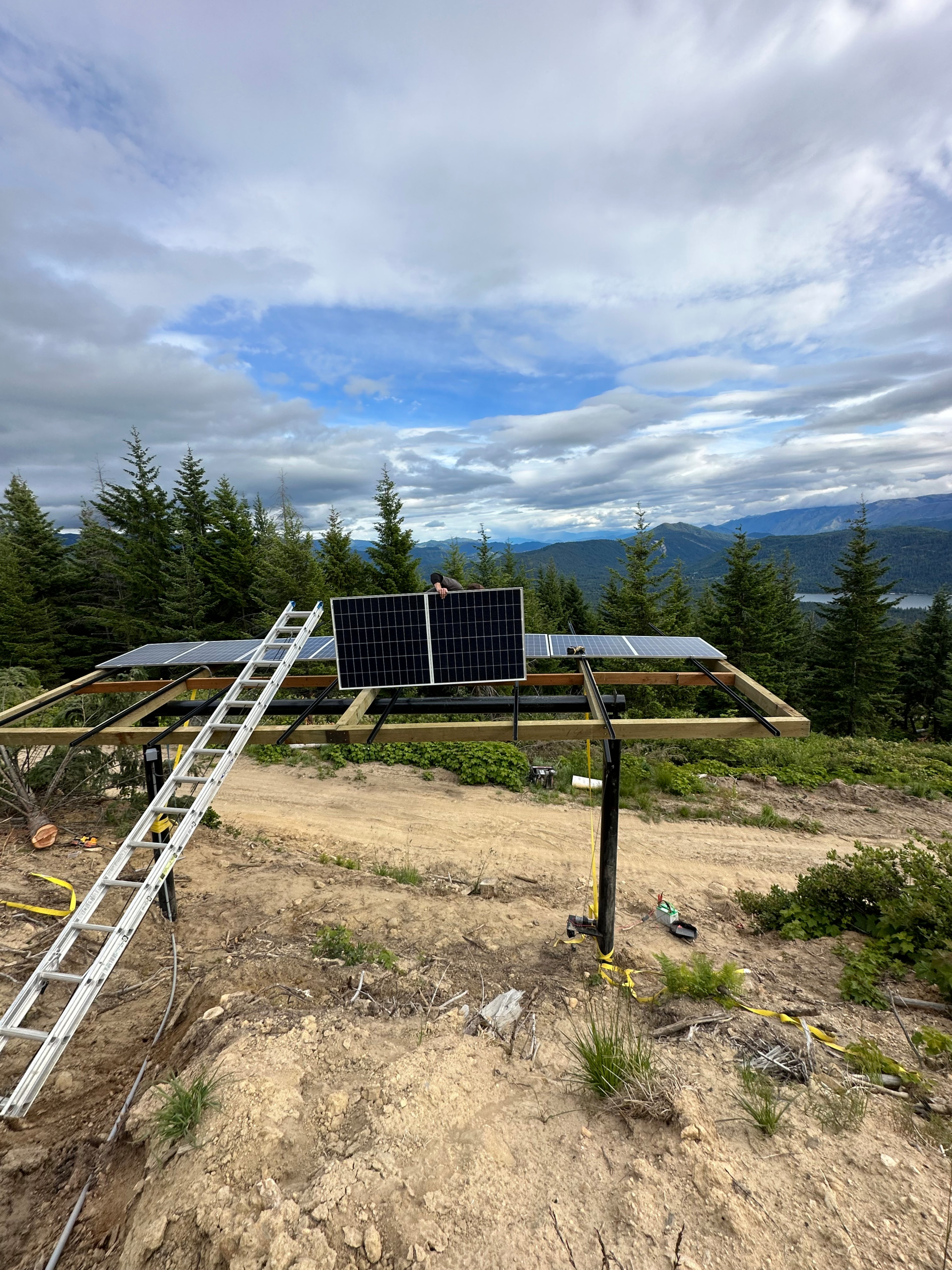 Off-Grid Solar Project - Lake Wenatchee/Leavenworth