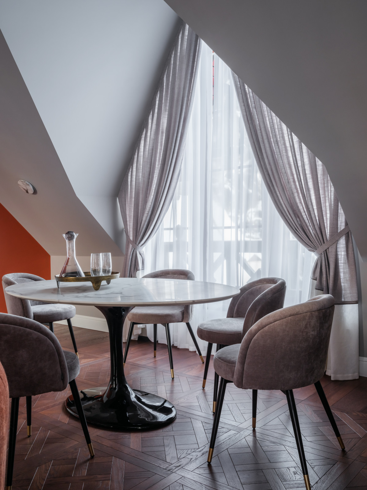 Стилизация загородного дома в КП Довиль