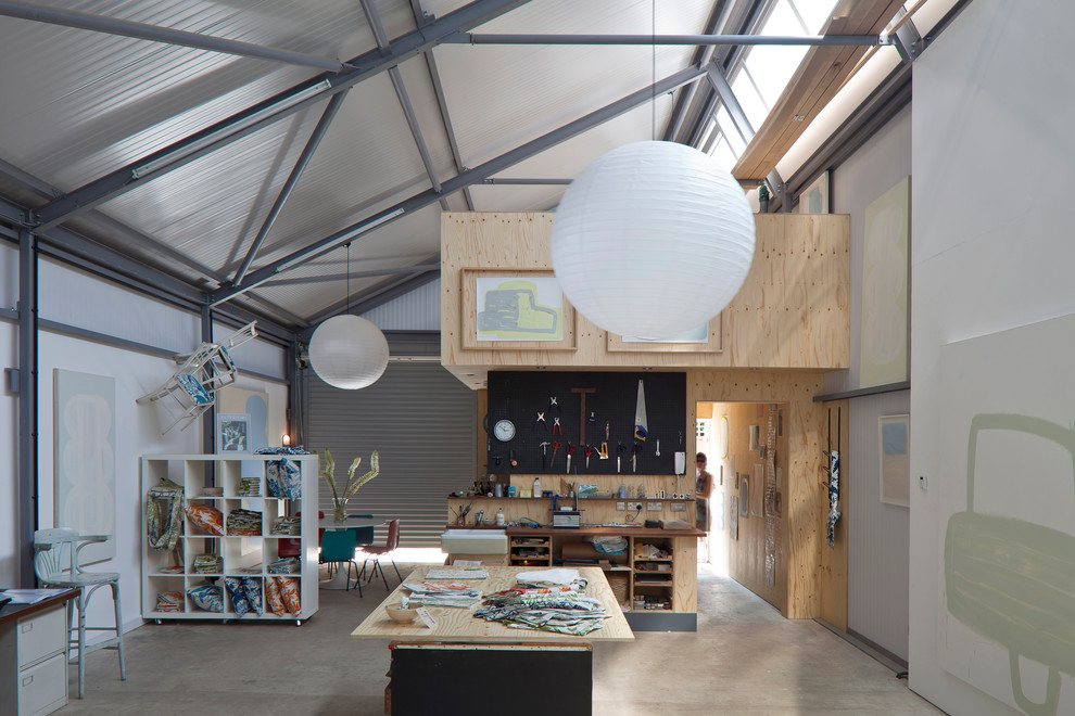 This is an example of an industrial home office in London.