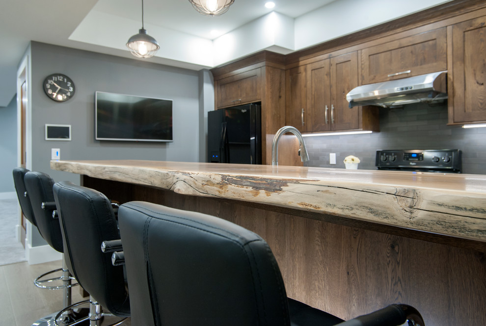 Basement - transitional basement idea in Vancouver