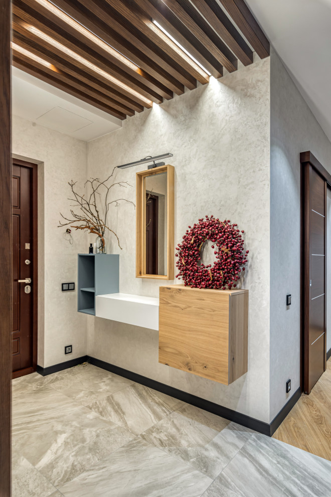 Трехкомнатная квартира в центре Москвы