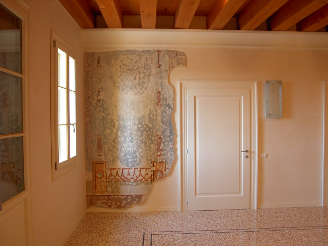 RESTAURO e INTERIOR DESIGN traditional-living-room
