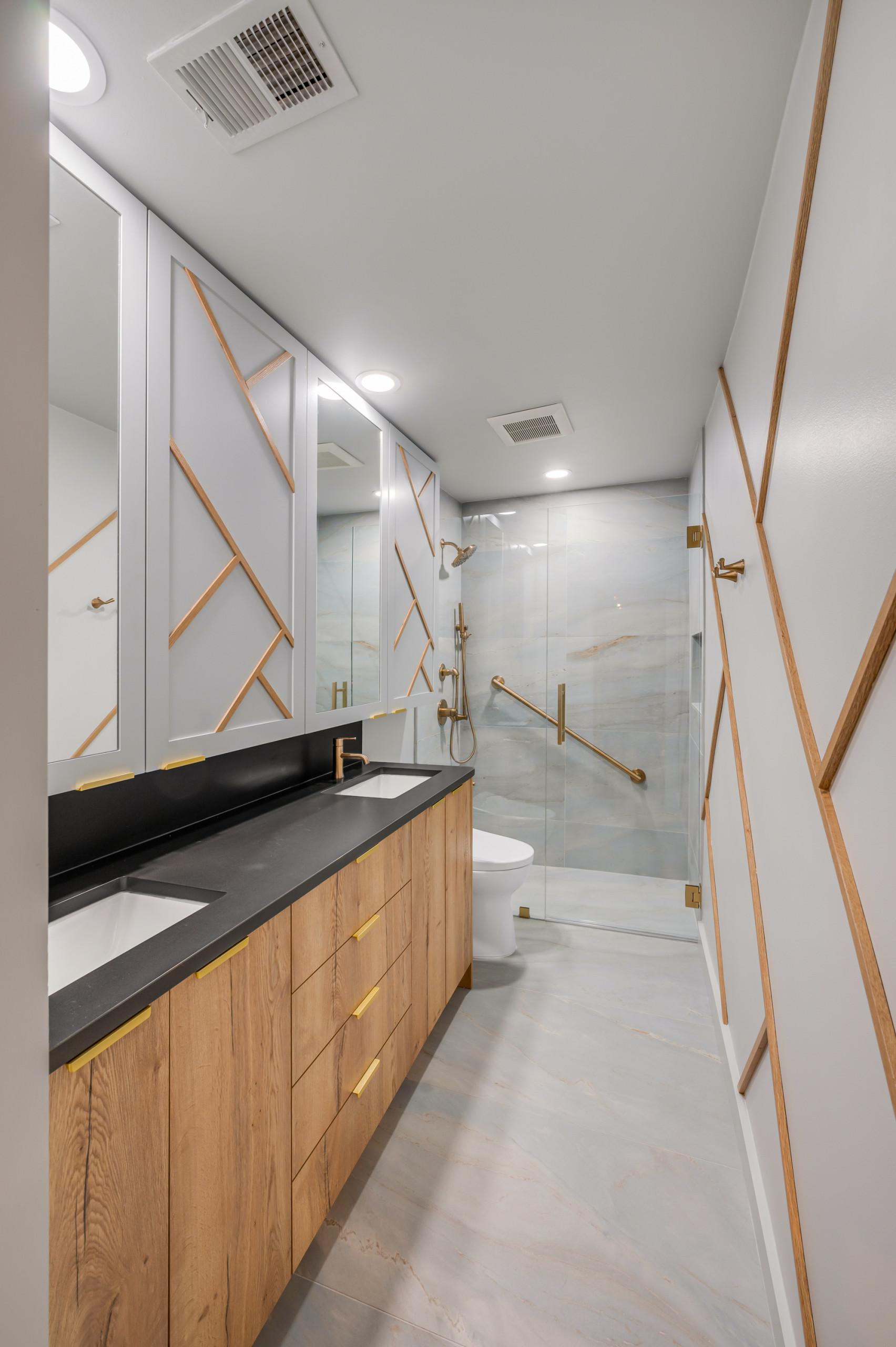 Ansley Master Bathroom