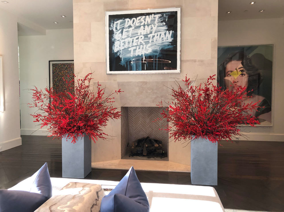 Living room - small contemporary living room idea in Phoenix