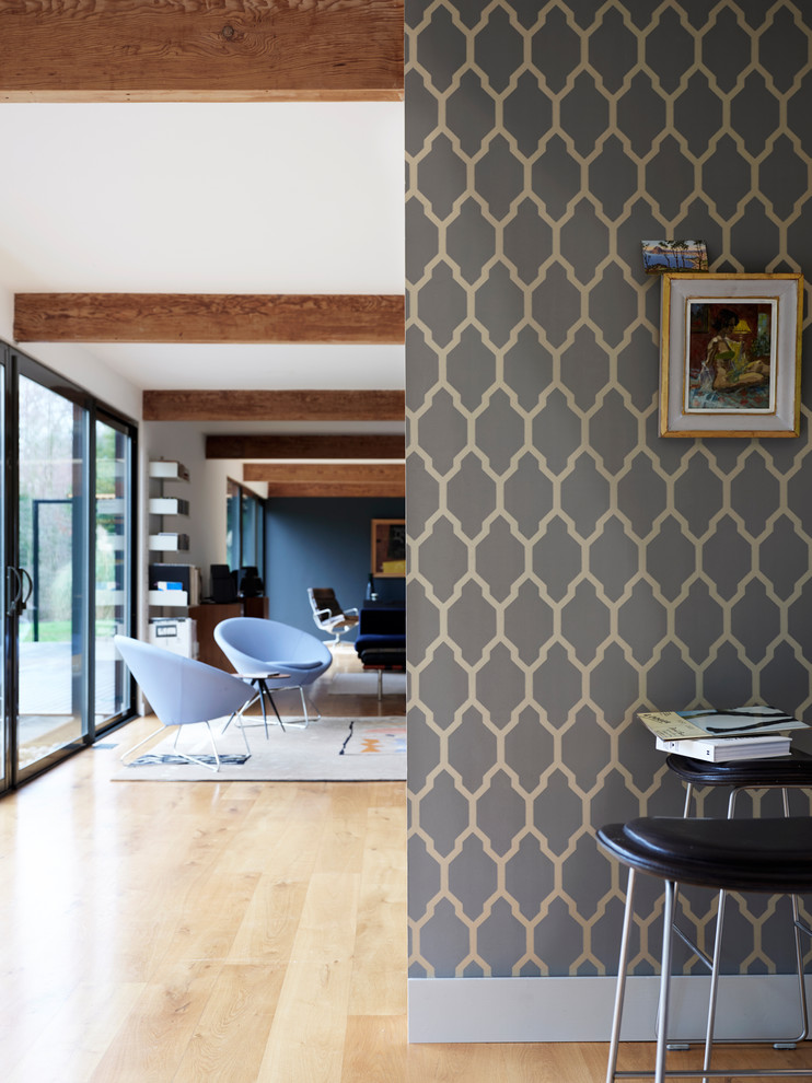 Farrow&Ball Metallic Wallpapers at Manders