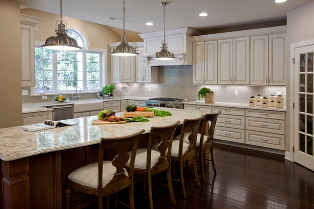 Randolph Ridge - Hampton Model modern-kueche