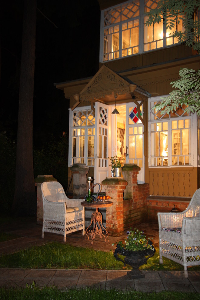 Дача в классических традициях