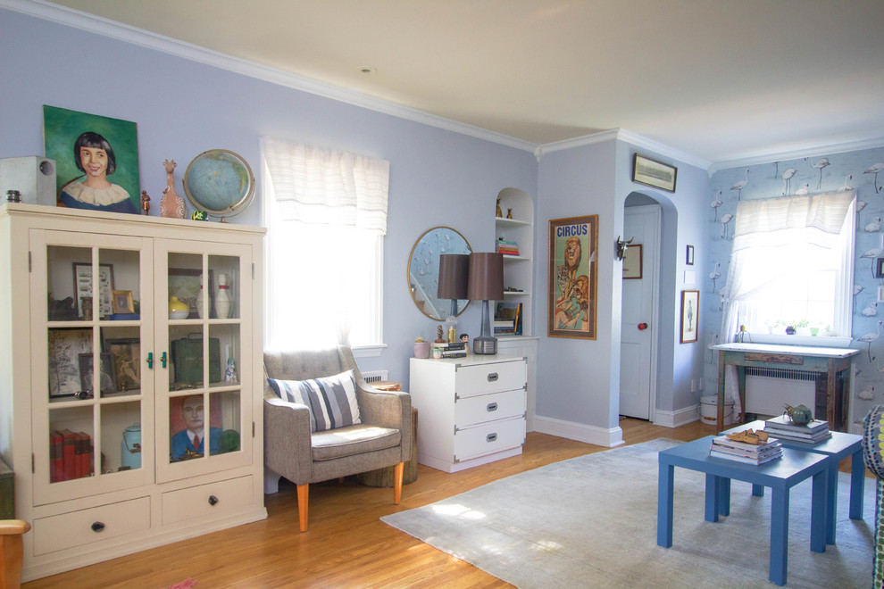 Design ideas for an eclectic living room in Philadelphia.