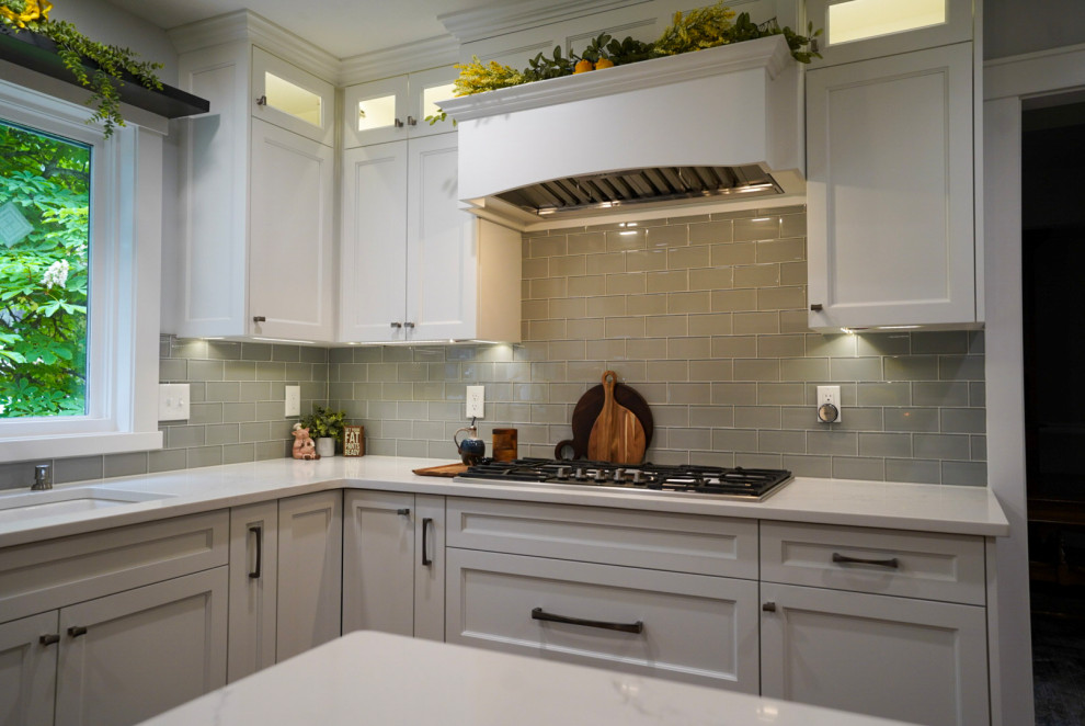 Golden Kitchen