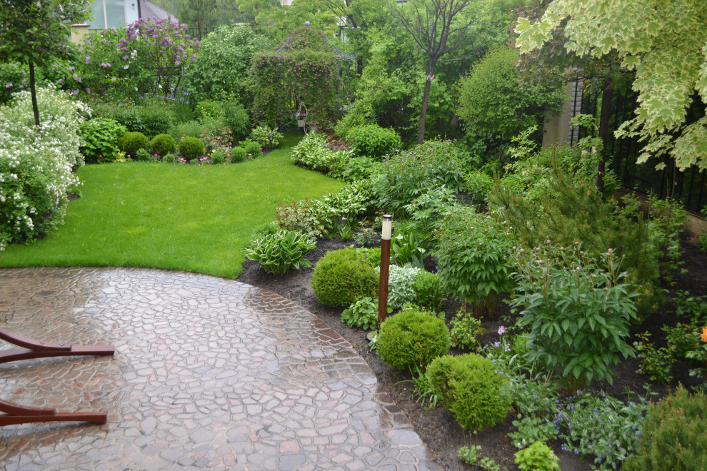 Сад Шехерезады в поселке Старбеево